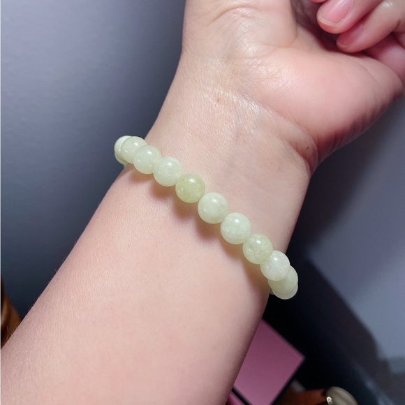 Natural Stone New Jade Crystal Healing Bracelets 8mm - Picture 3 of 3